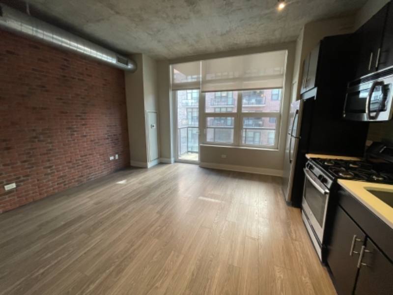 Apartment for rent at 883 S Clark St, Chicago, IL 60605