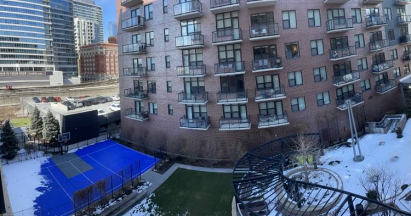 Apartment for rent at 883 S Clark St, Chicago, IL 60605