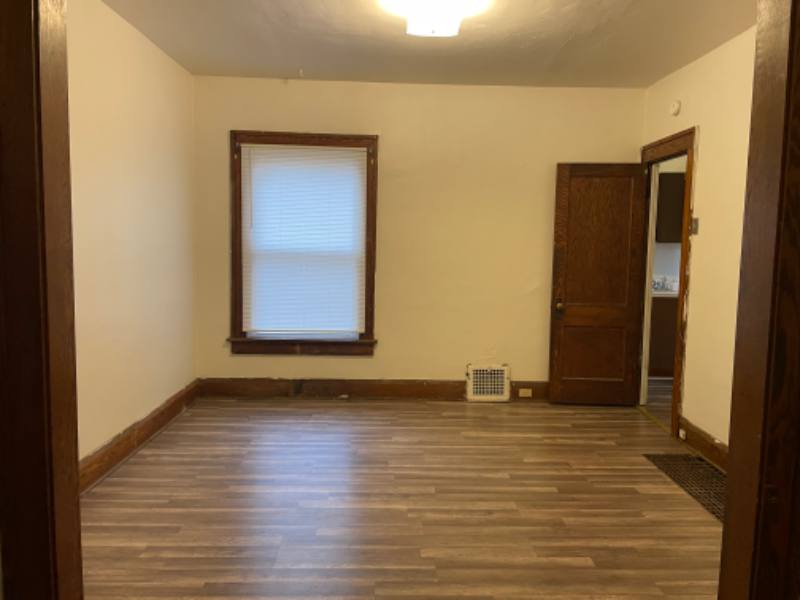 Apartment for rent at 5 Circle St #5, Niles, OH 44446