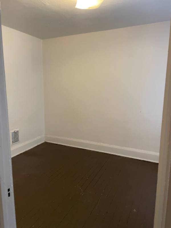 Apartment for rent at 5 Circle St #5, Niles, OH 44446