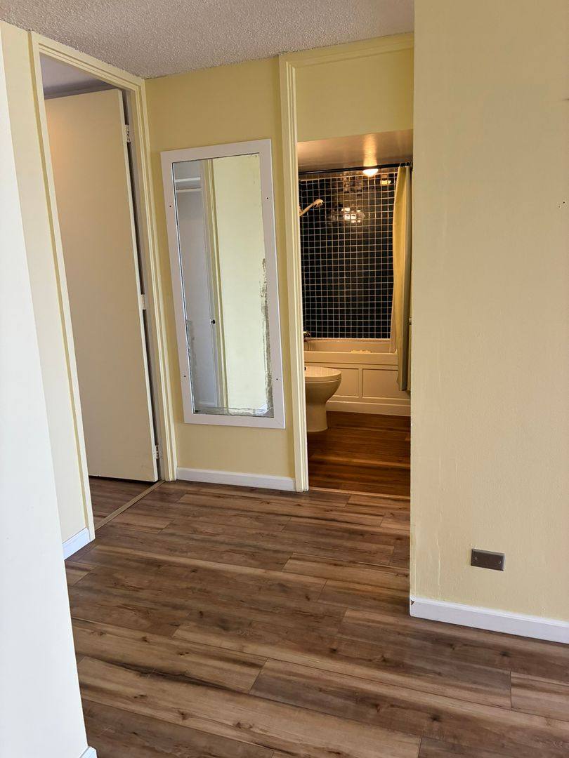 Apartment for rent at 1400 Pensacola St, Honolulu, HI 96822