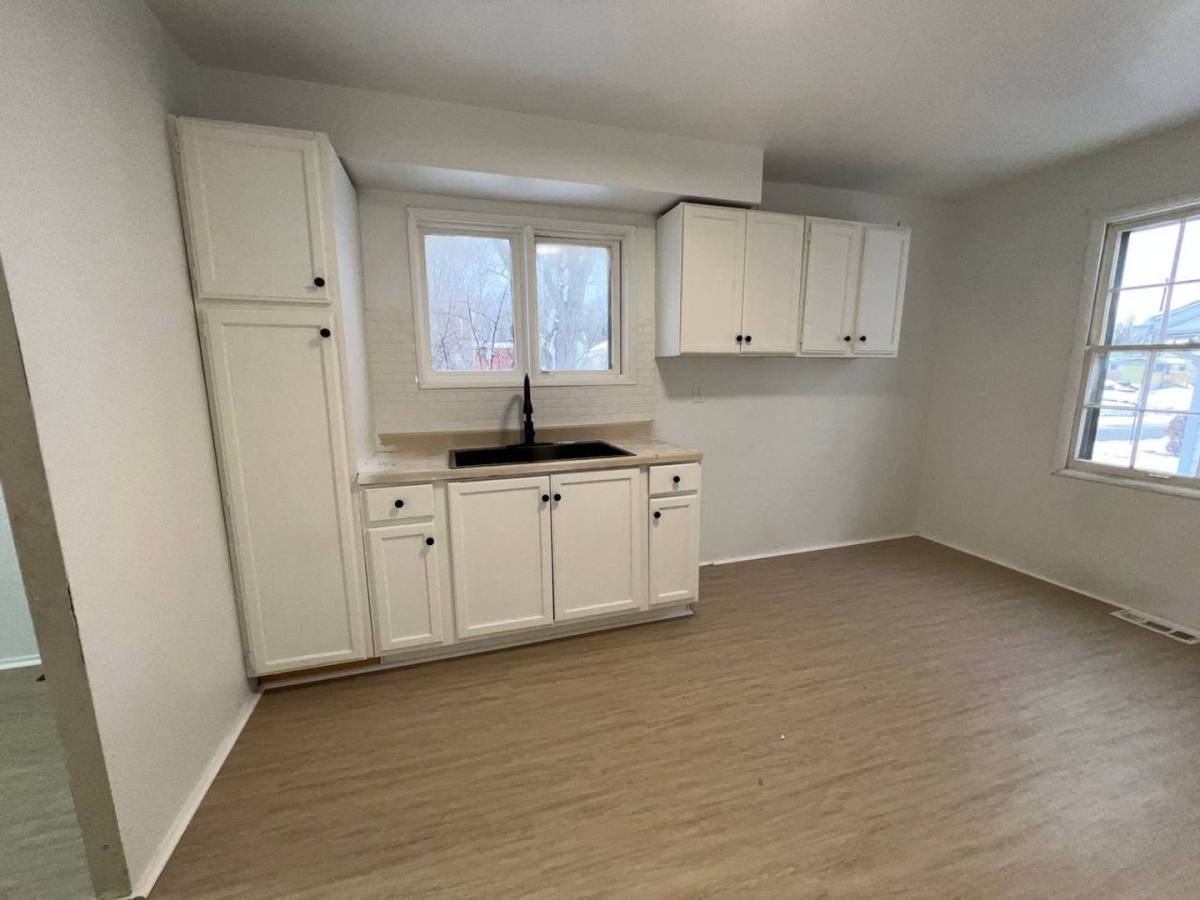 House for rent at 16805 Fairfax Ave, Cleveland, OH 44128
