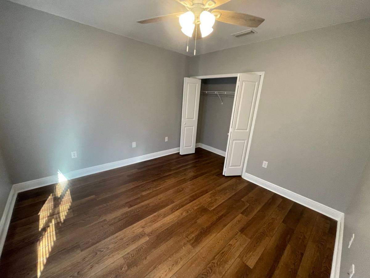 Apartment for rent at 80 N Central Ave, Umatilla, FL 32784