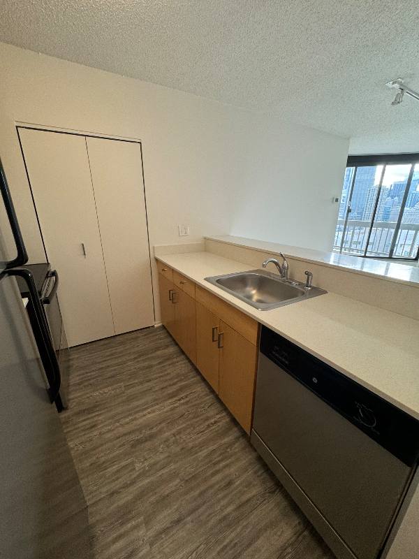 Apartment for rent at 45 W Chicago, Chicago, IL 60654