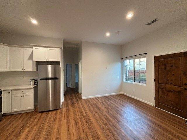 Apartment for rent at 1039 S Redondo Blvd #1039 3-4, Los Angeles, CA 90019