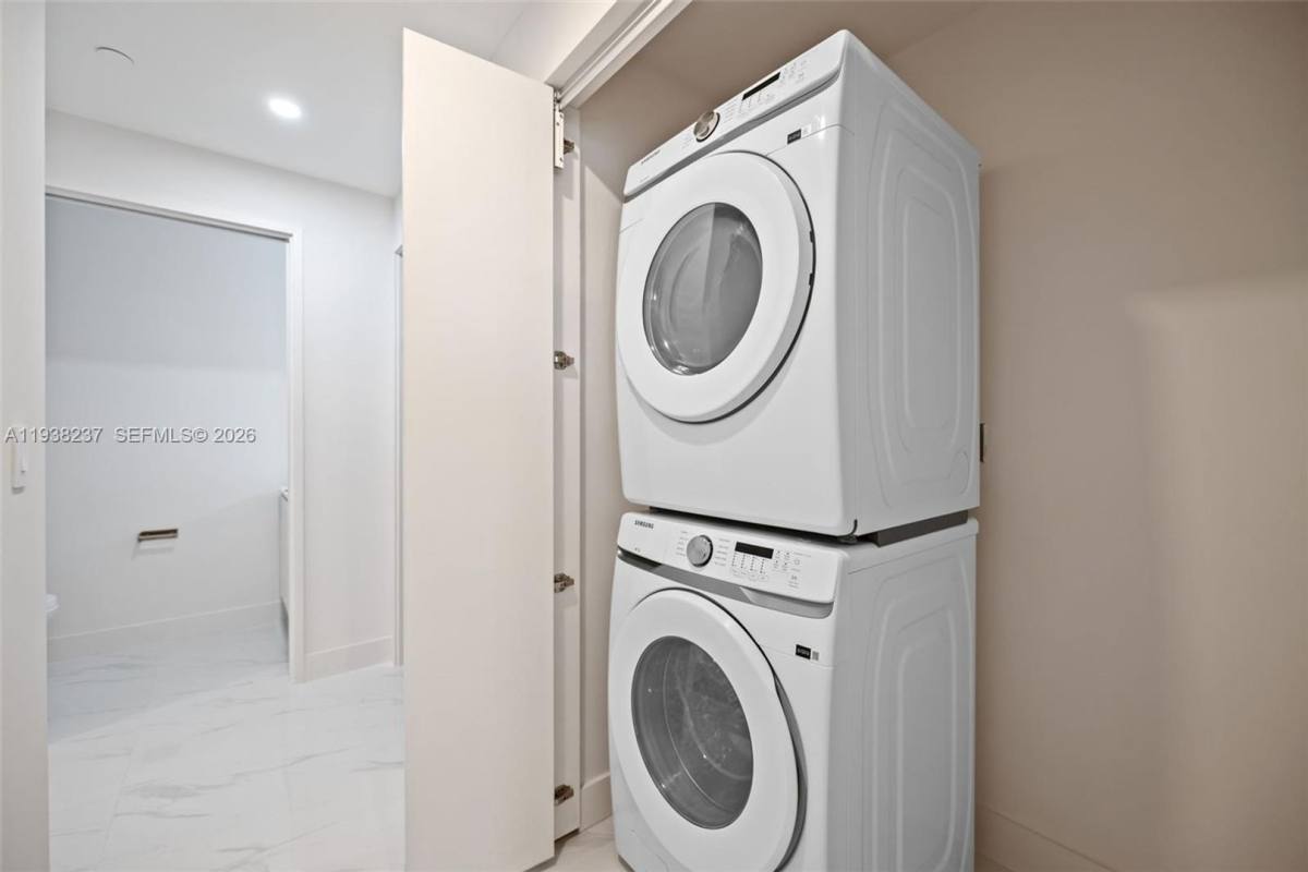 Apartment for rent at 700 NE 24th St, Miami, FL 33137