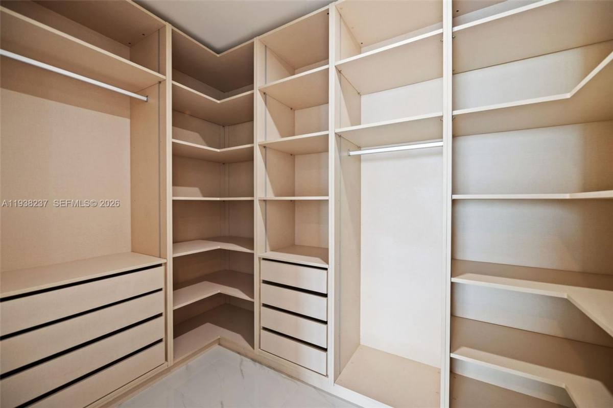 Apartment for rent at 700 NE 24th St, Miami, FL 33137