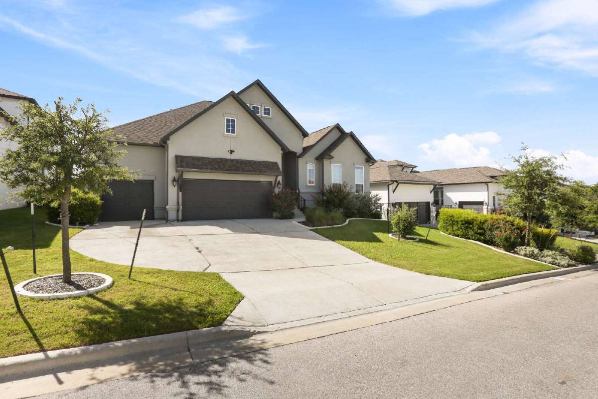House for rent at 921 Trevi Fontana Dr, Leander, TX 78641