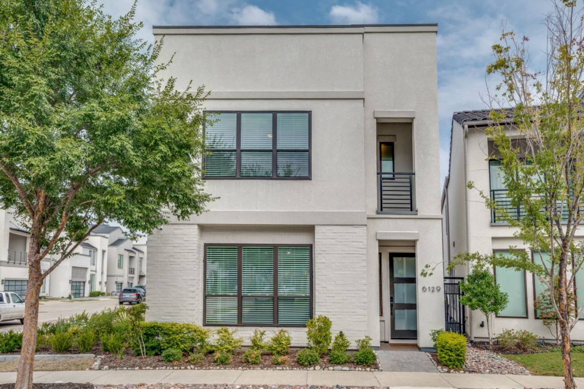 House for rent at 6129 Echelon Way, Dallas, TX 75204