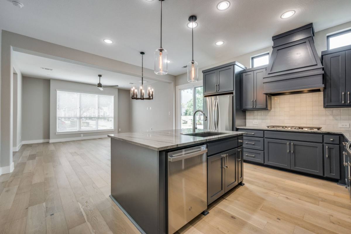 House for rent at 6129 Echelon Way, Dallas, TX 75204