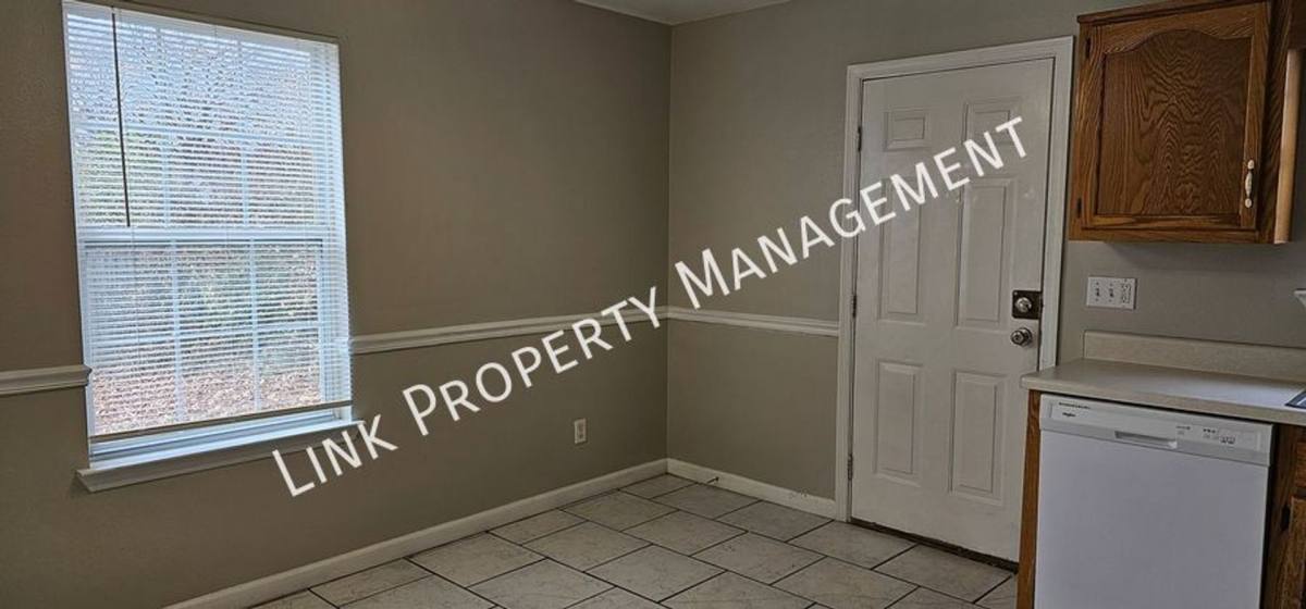 Apartment for rent at 1106 Carline Rd, Rossville, GA 30741