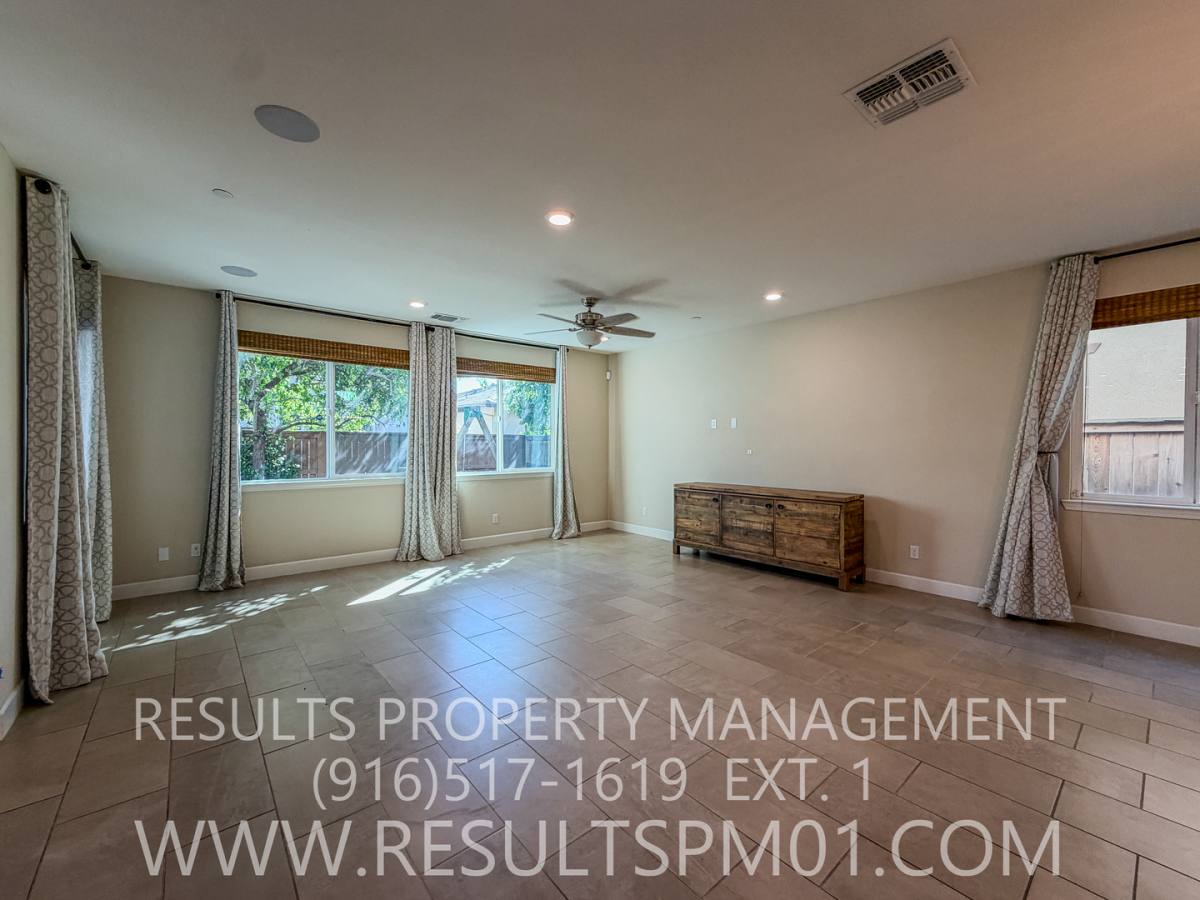 House for rent at 1573 Osborn Dr, Woodland, CA 95776