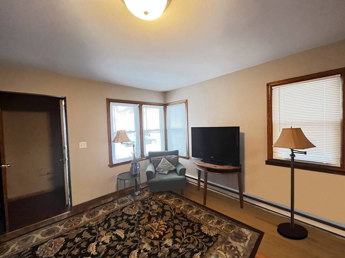 Condo for rent at 1010 16th Ave SE, Minneapolis, MN 55414