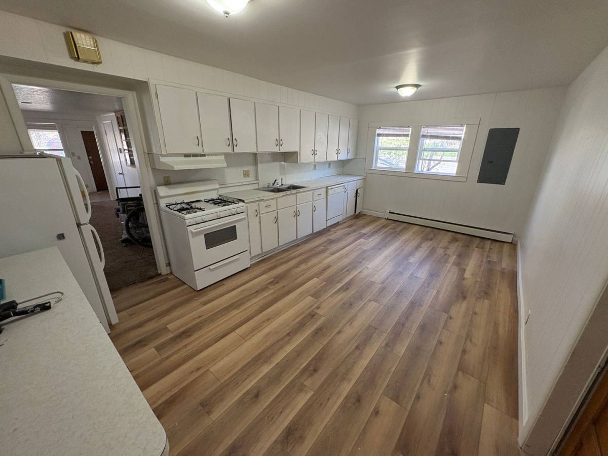 Apartment for rent at 2318 12th Ave N, Billings, MT 59101