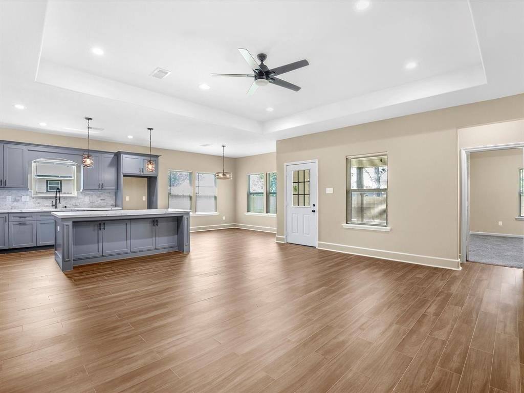 House for rent at 517 N 4th St, La Porte, TX 77571