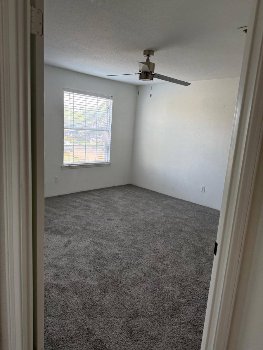 Townhouse for rent at 8243 Creekbend Dr, Houston, TX 77071