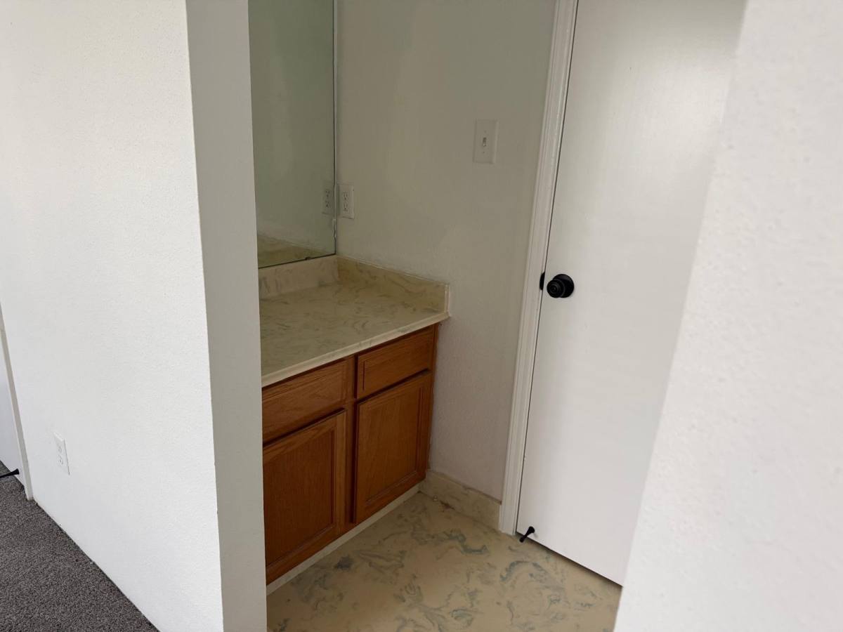 Townhouse for rent at 8243 Creekbend Dr, Houston, TX 77071