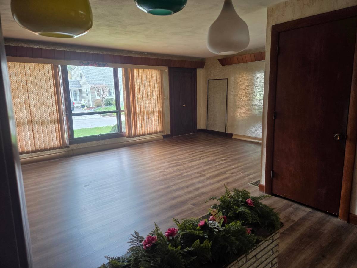 House for rent at 28 Burt St, Acushnet, MA 02743