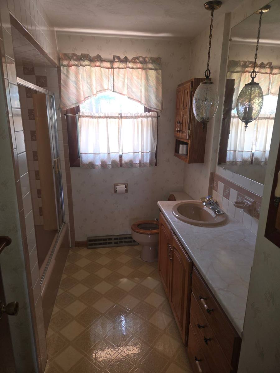 House for rent at 28 Burt St, Acushnet, MA 02743