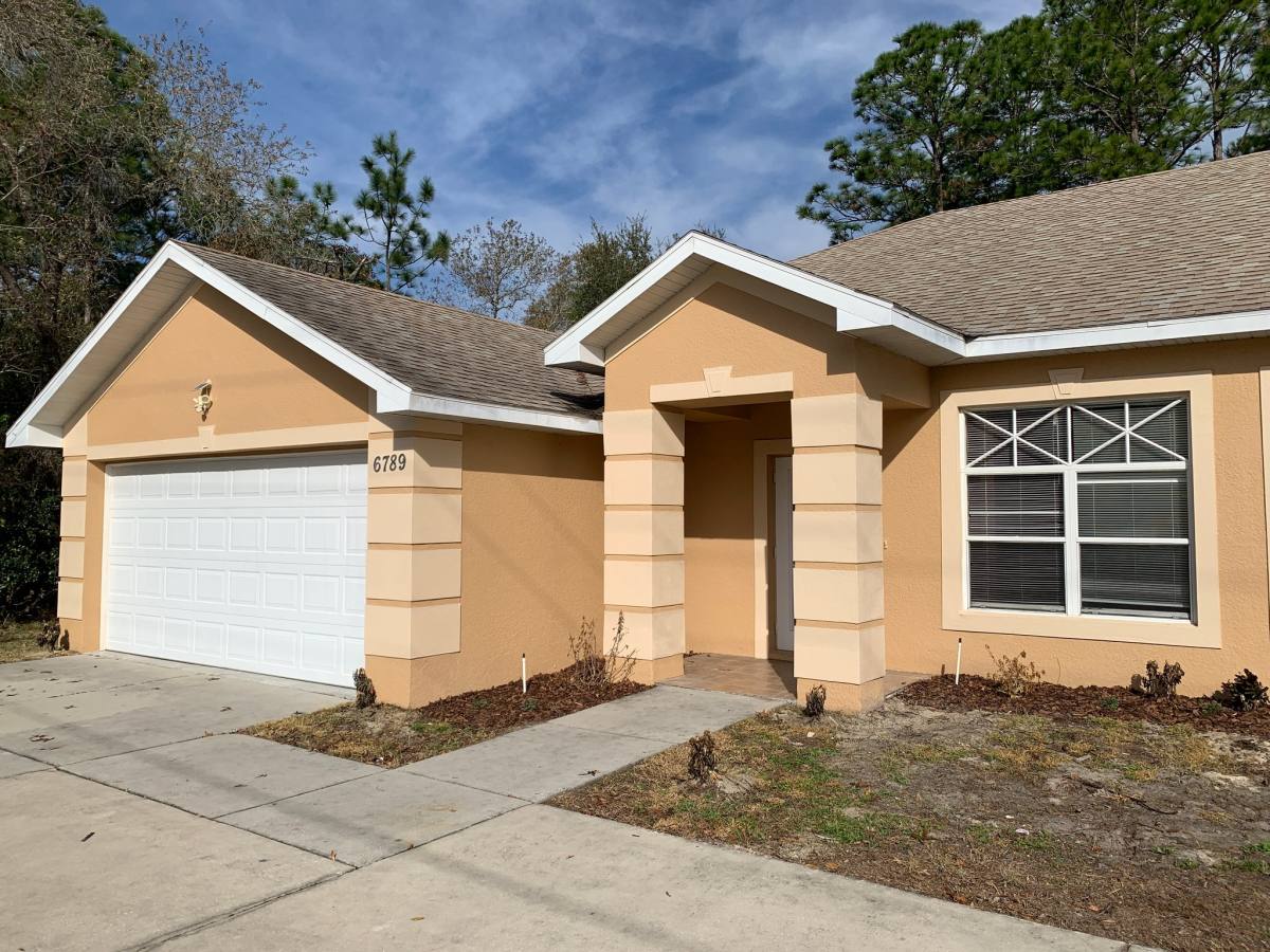 Apartment for rent at 6789 W Oak Park Blvd, Homosassa, FL 34446