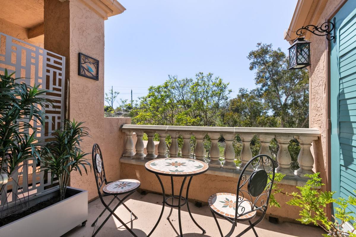 Apartment for rent at 3531 Cameo Dr #101, Oceanside, CA 92056