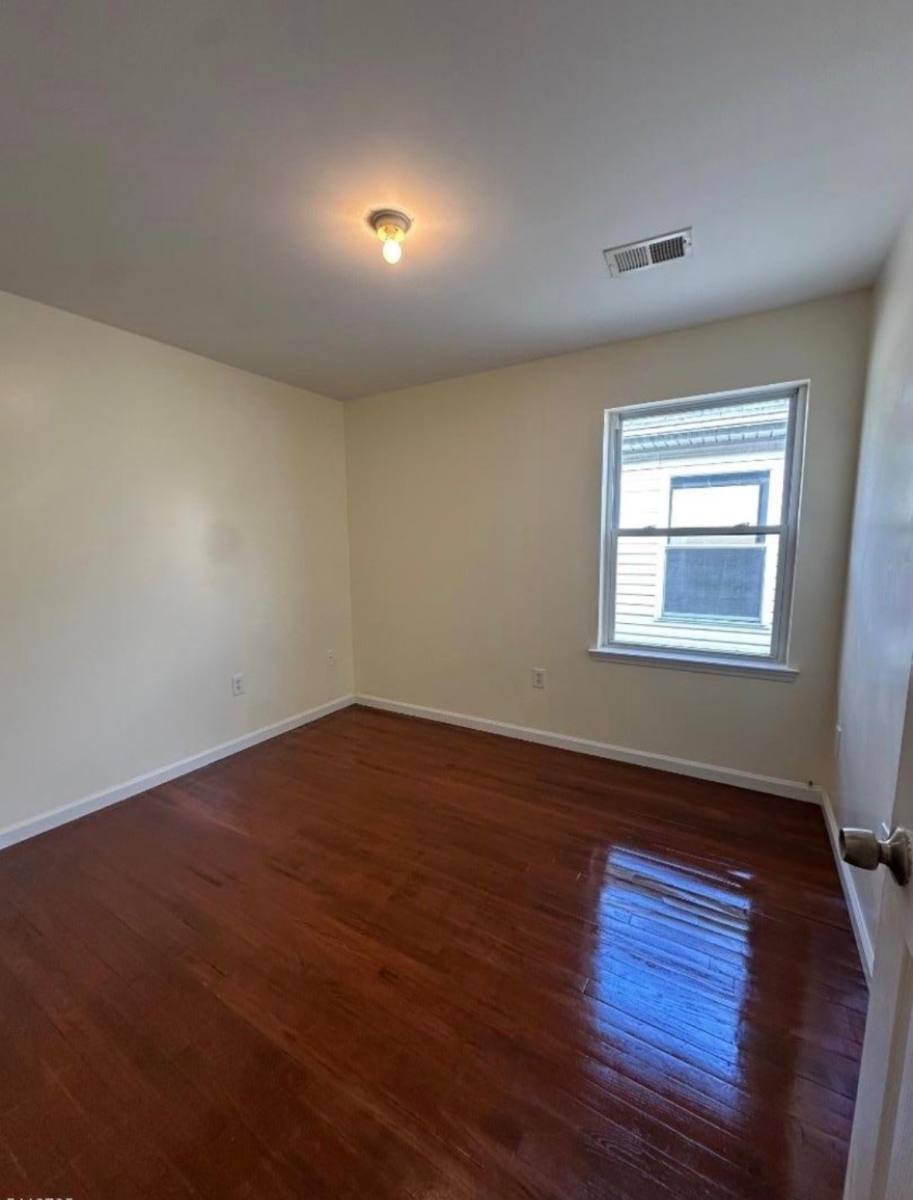 Apartment for rent at 138 22nd St #2, Irvington, NJ 07111