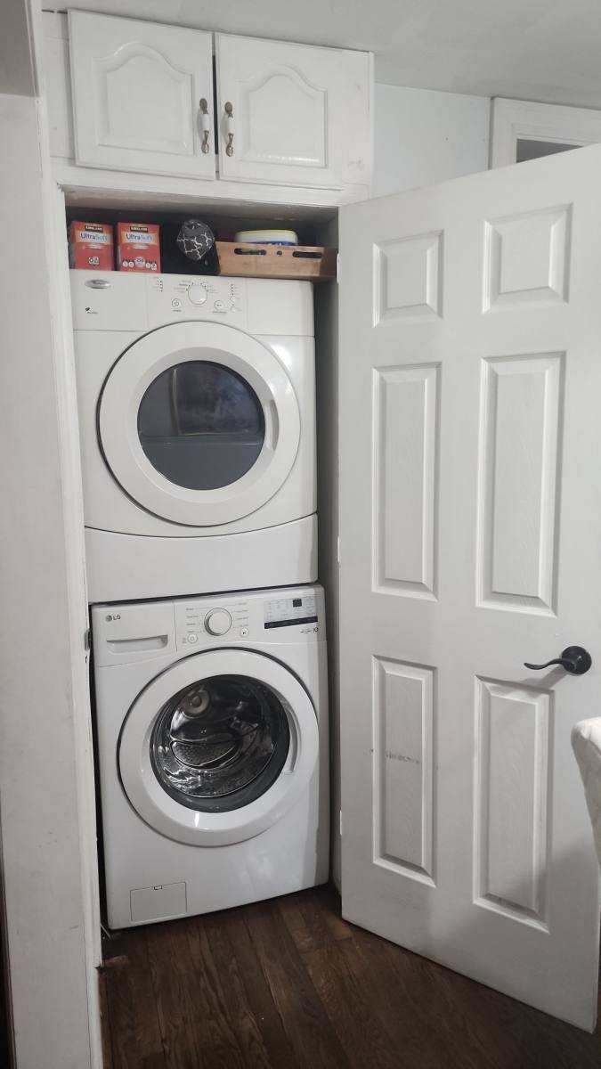 Apartment for rent at 311 E 6th Ave #1, Roselle, NJ 07203