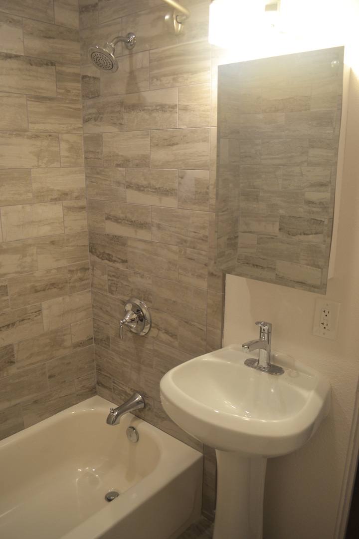 Apartment for rent at 3558-35725 5th Ave, San Diego, CA 92103