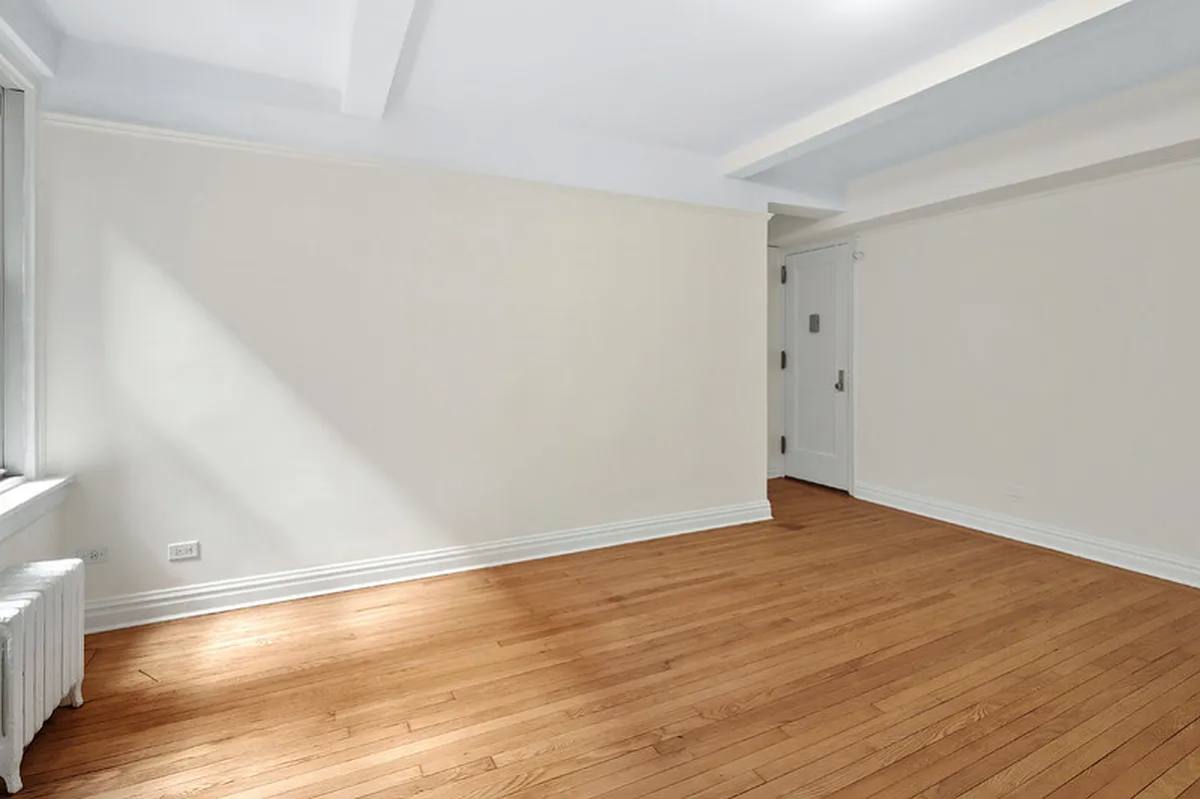 Apartment for rent at 25 E 10th St #5C, New York, NY 10003