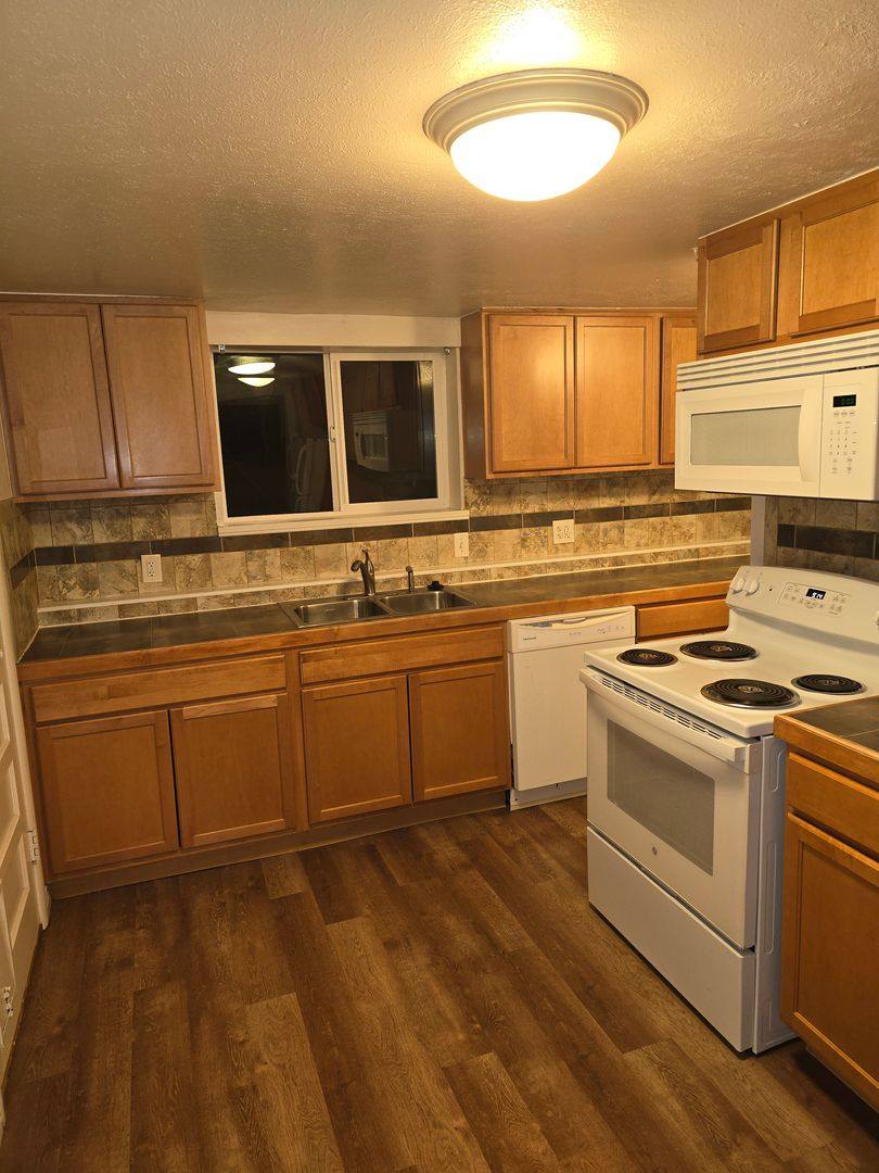 Townhouse for rent at 2459 20th St, Boulder, CO 80304