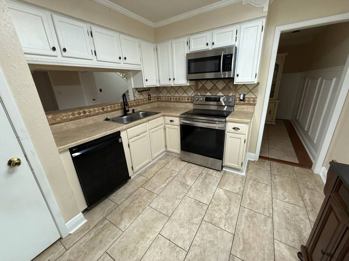 House for rent at 4310 Stallion Brook Lane, Spring, TX 77388