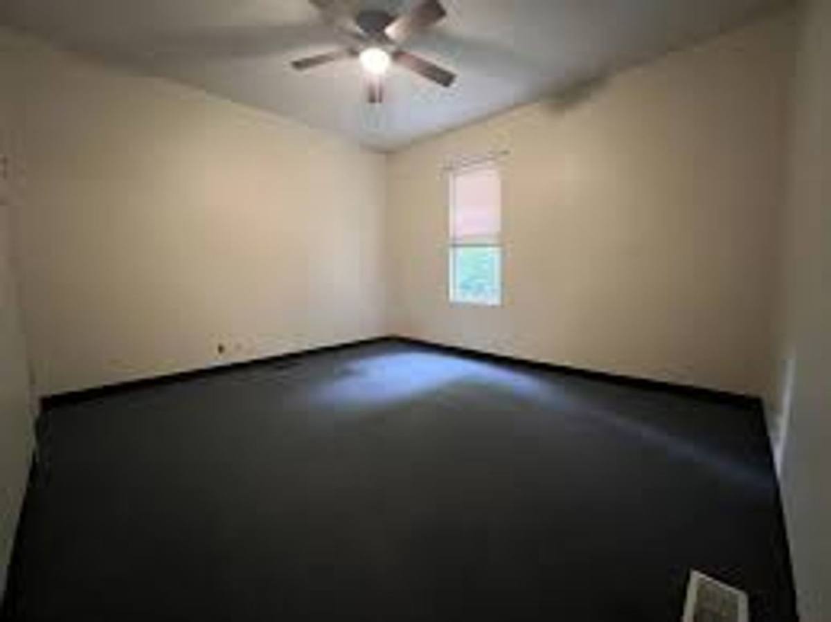 Apartment for rent at 409 Forest Ave, Morgantown, WV 26505