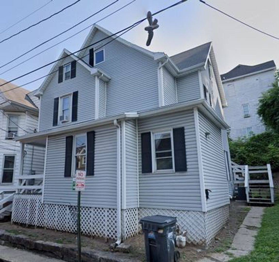 Apartment for rent at 409 Forest Ave, Morgantown, WV 26505