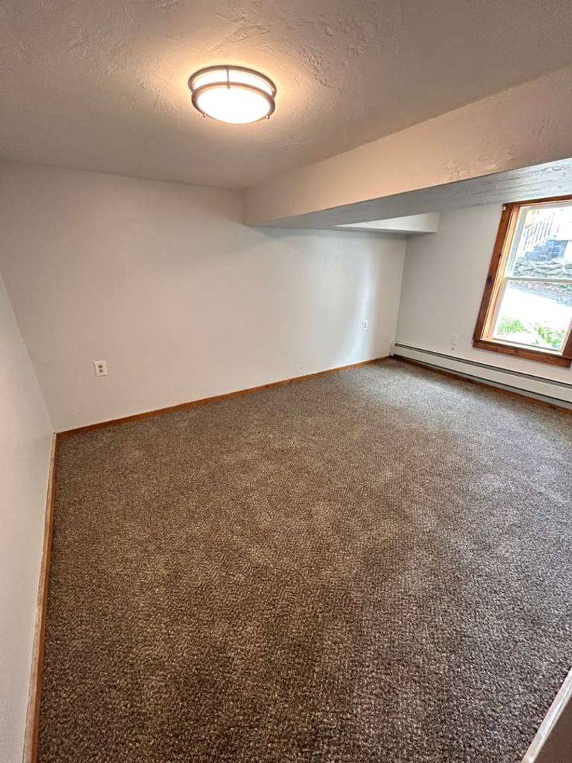 Apartment for rent at 14-16 Maple St, Spencer, MA 01562