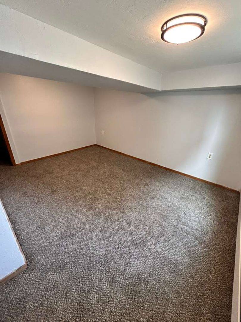 Apartment for rent at 14-16 Maple St, Spencer, MA 01562