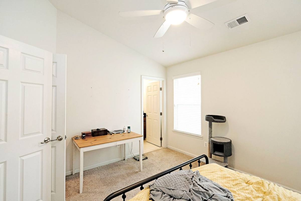 Townhouse for rent at 814 Rock Creek Rd, Charlottesville, VA 22903