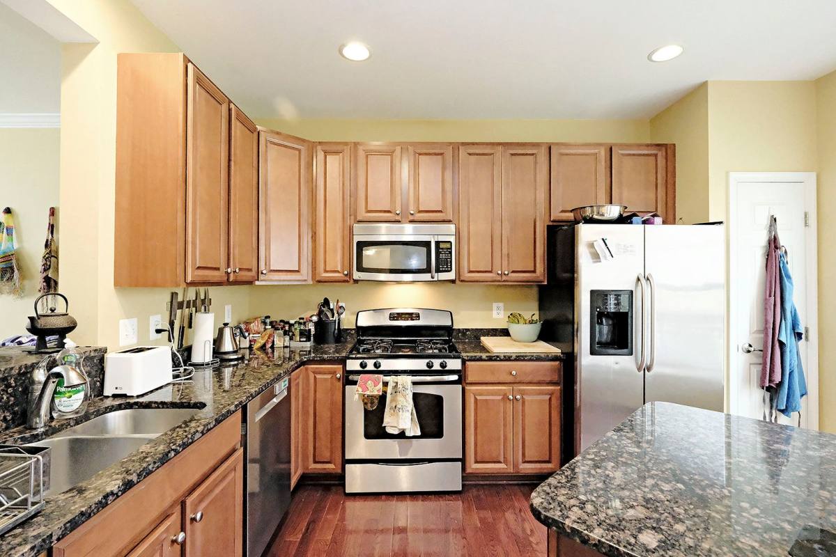 Townhouse for rent at 814 Rock Creek Rd, Charlottesville, VA 22903