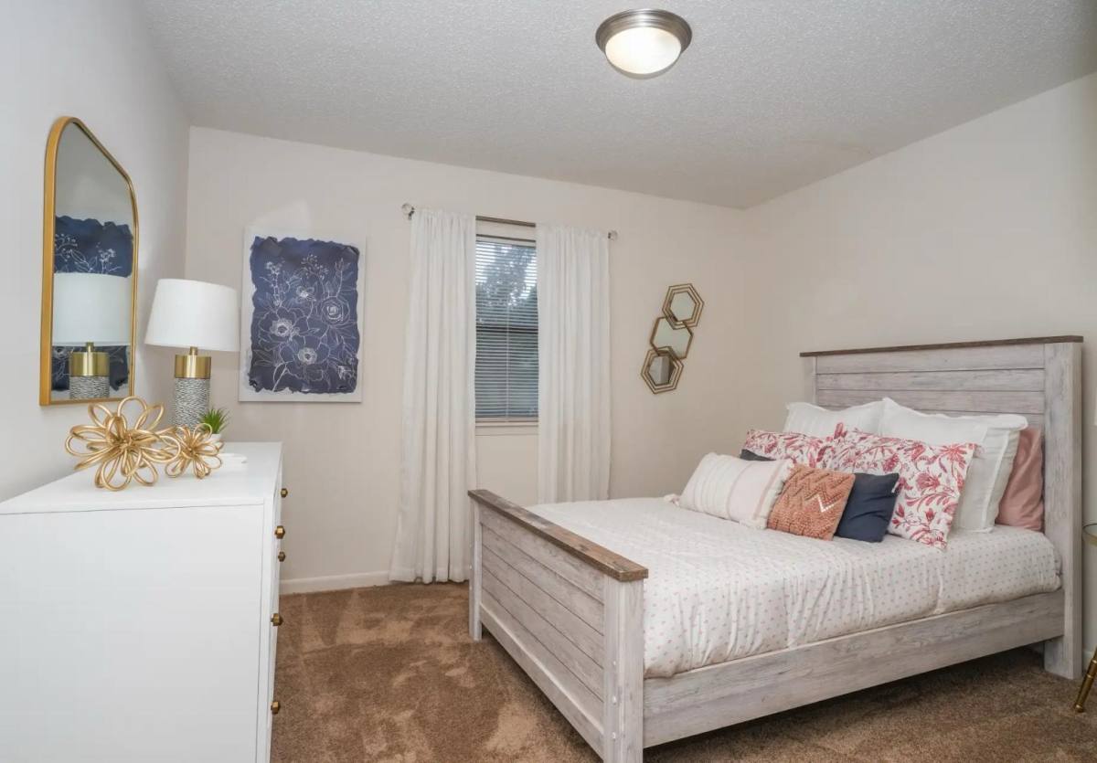 Apartment for rent at 711 Lake Harbour Dr, Ridgeland, MS 39157
