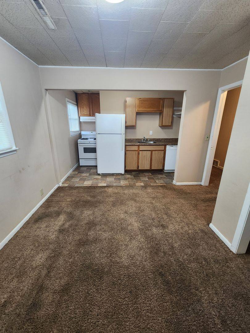 Apartment for rent at 1107 3rd St, Charleston, IL 61920