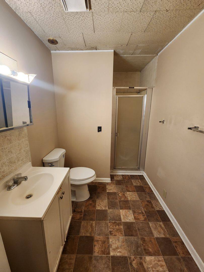 Apartment for rent at 1107 3rd St, Charleston, IL 61920