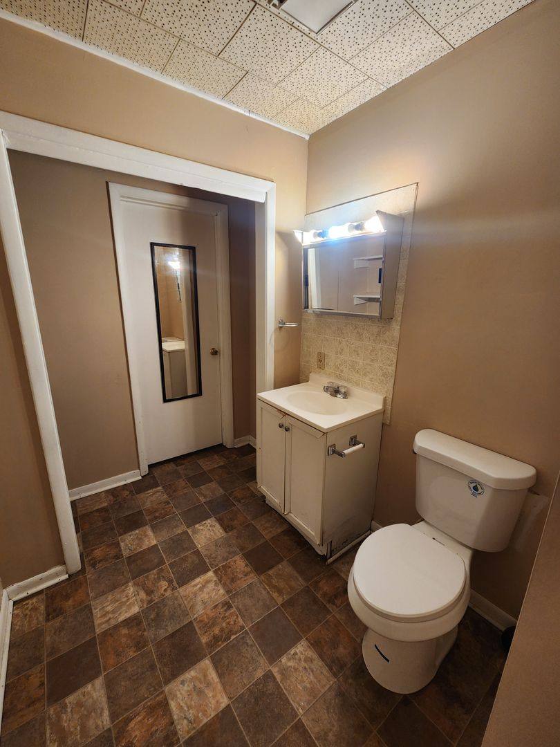 Apartment for rent at 1107 3rd St, Charleston, IL 61920
