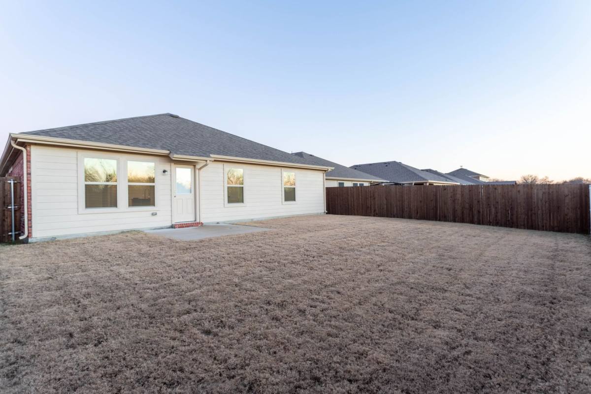 House for rent at 1009 Riverstone Trail, Princeton, TX 75407