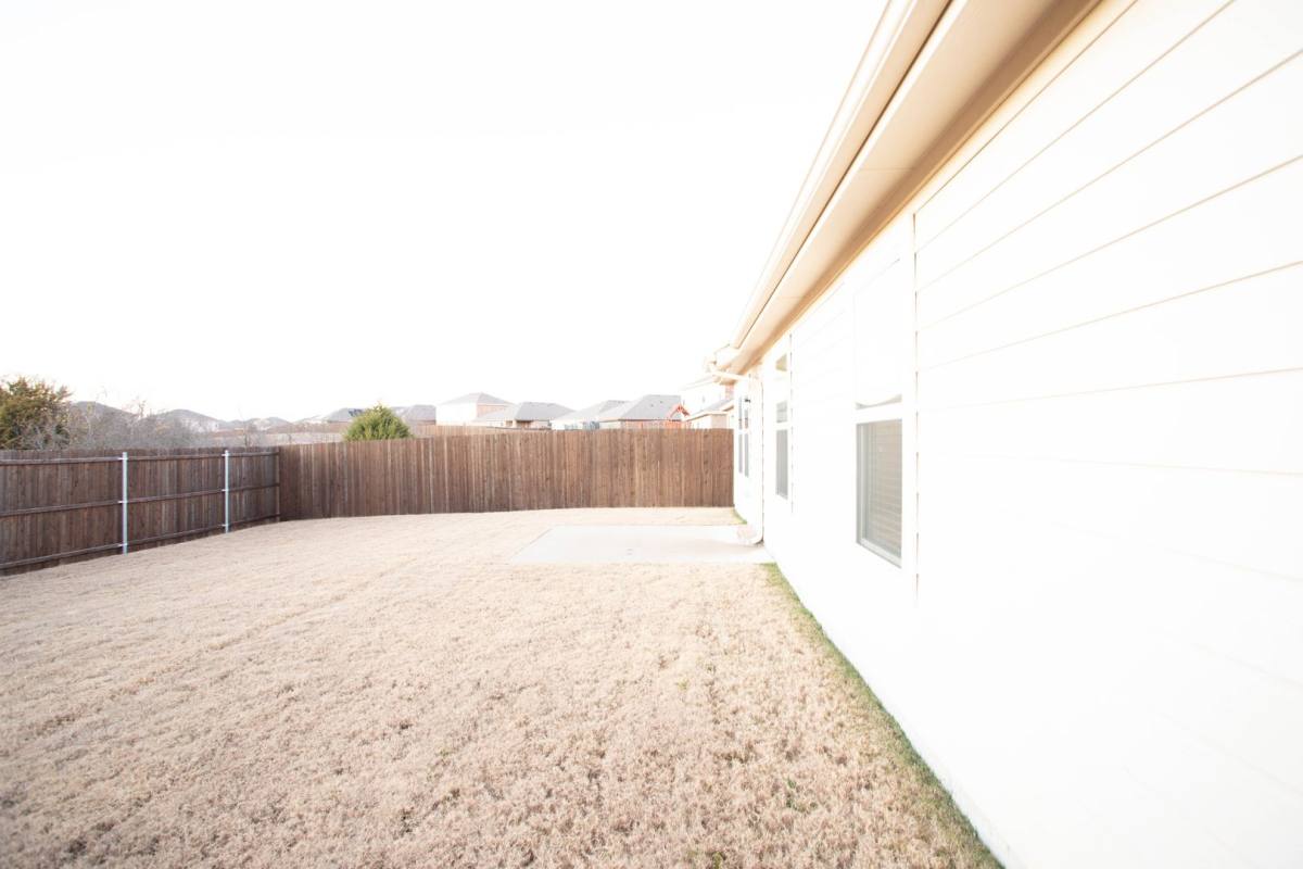 House for rent at 1009 Riverstone Trail, Princeton, TX 75407