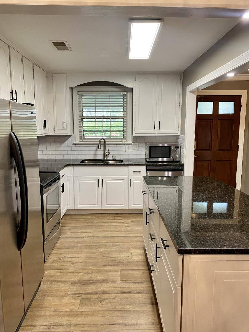 Townhouse for rent at 3188 Hillsboro Pike, Nashville, TN 37215