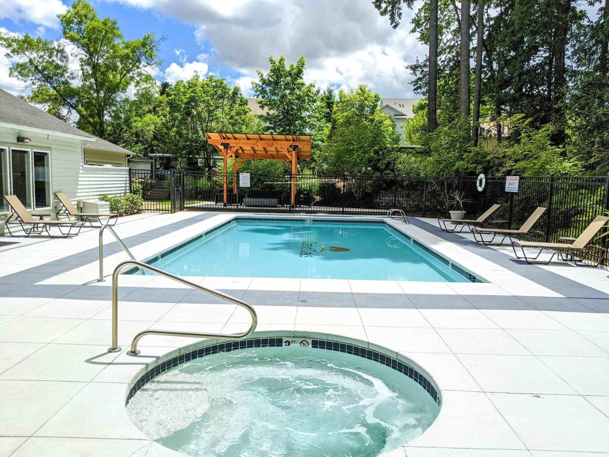 Apartment for rent at Grand Oaks Apartment Homes, 6300 SW Grand Oaks Dr, Corvallis, OR 97333