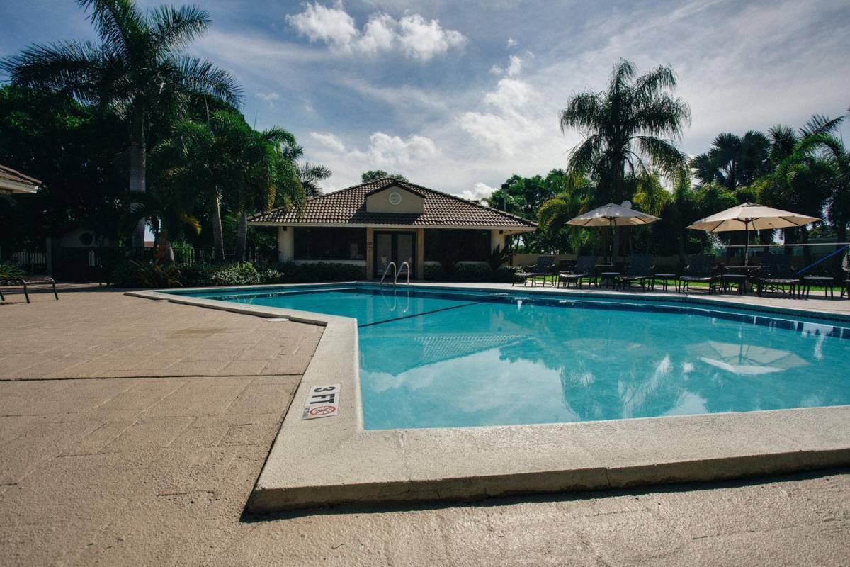 Apartment for rent at 361 NE 191 St #105, Miami, FL 33179