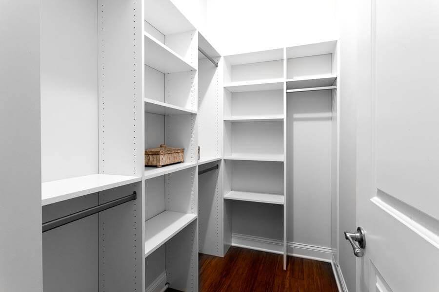 Apartment for rent at 839 S Wells St, Chicago, IL 60607