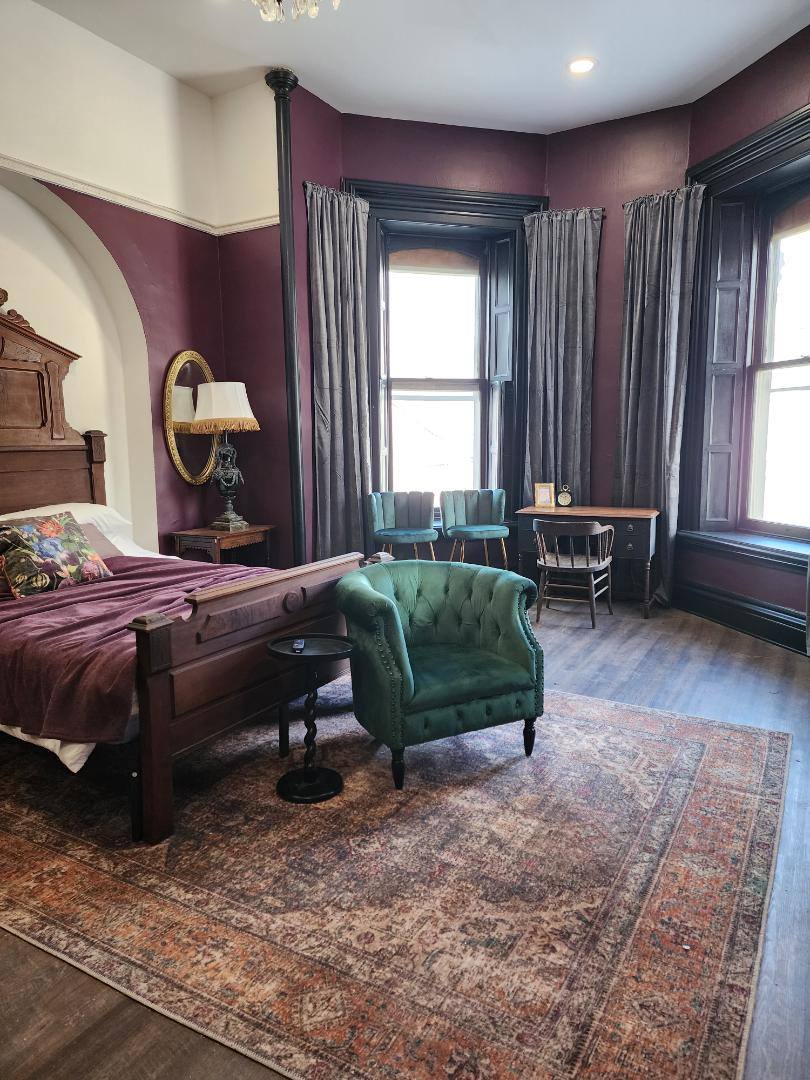 Apartment for rent at 127 Dawes Ave #THE Plum Parlor-A Hi, Akron, OH 44302