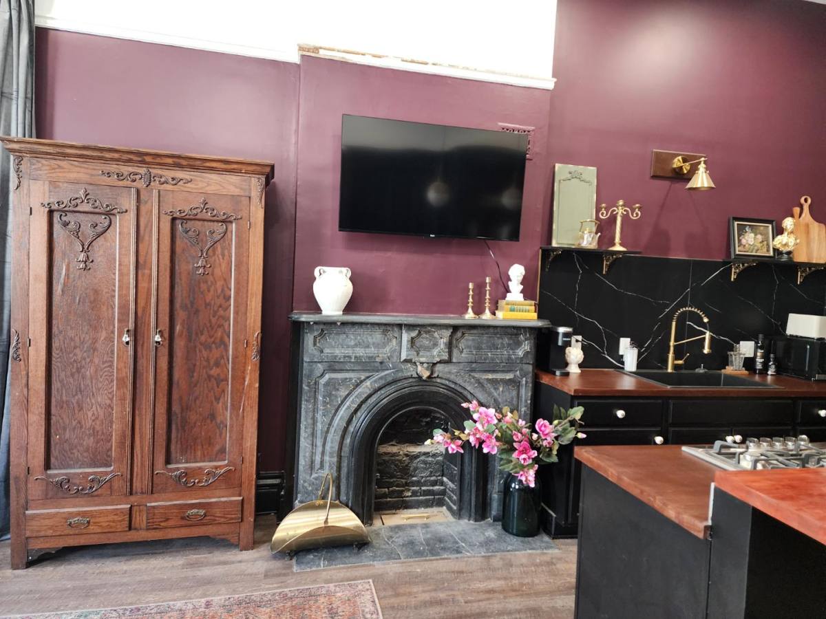 Apartment for rent at 127 Dawes Ave #THE Plum Parlor-A Hi, Akron, OH 44302