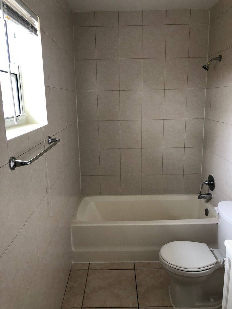 Apartment for rent at 5621 NE 22nd Ave, Fort Lauderdale, FL 33308